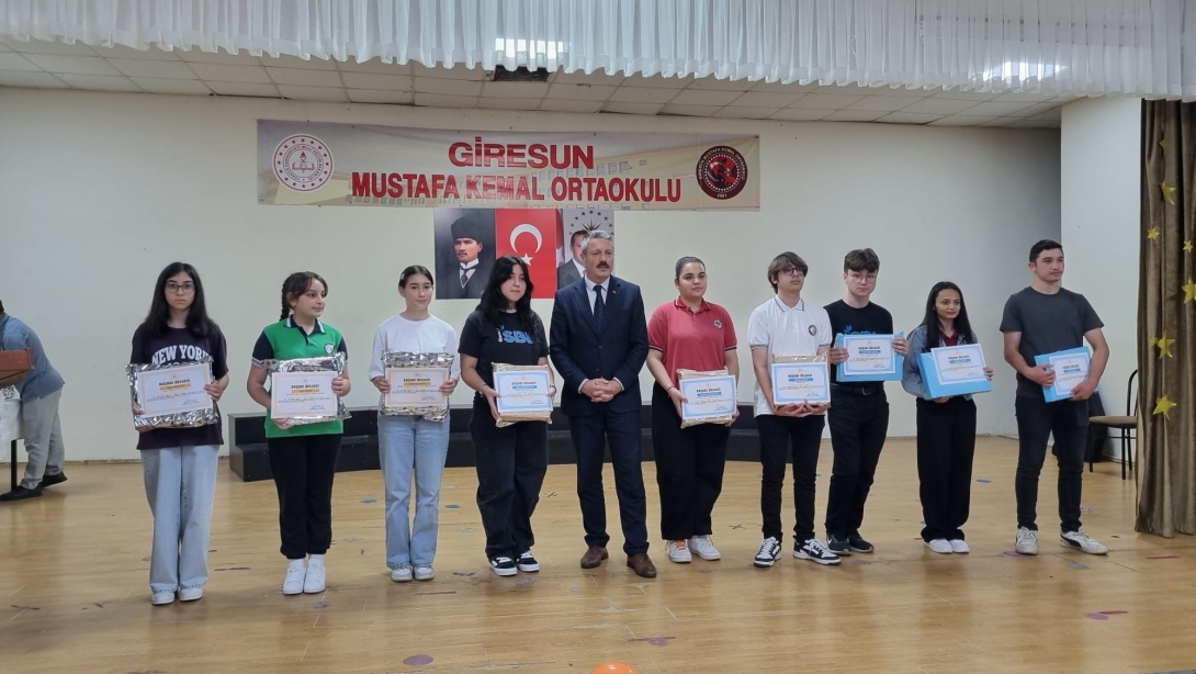 DİLİMİZİN ZENGİNLİKLERİ PROJESİ YIL SONU KAPANIŞ SERGİSİ AÇILDI